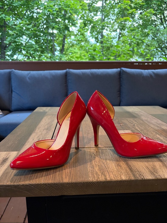 Jessica Simpson Shoes - Jessica Simpson Red Patent Pointed-Toe Stiletto Pumps